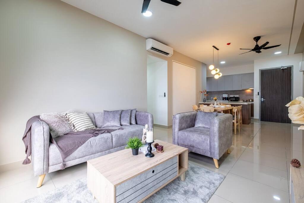 The Rest Nest Modern M Vertica 4br Infinity Pool * Kuala Lumpur