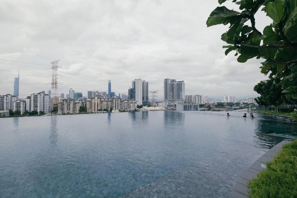 The Rest Nest Modern M Vertica 4br Infinity Pool *