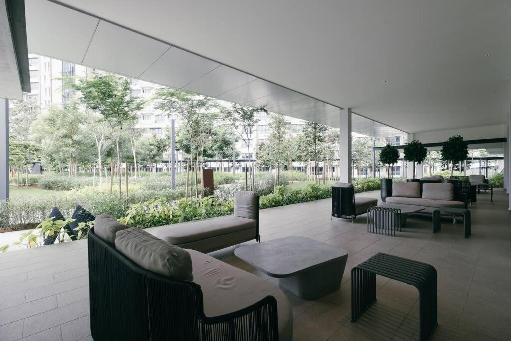 The Rest Nest Modern M Vertica 4br Infinity Pool Pangsapuri