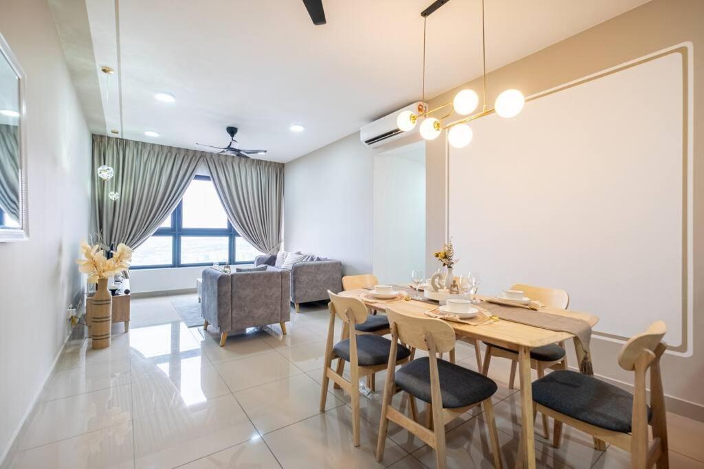 The Rest Nest Modern M Vertica 4br Infinity Pool *