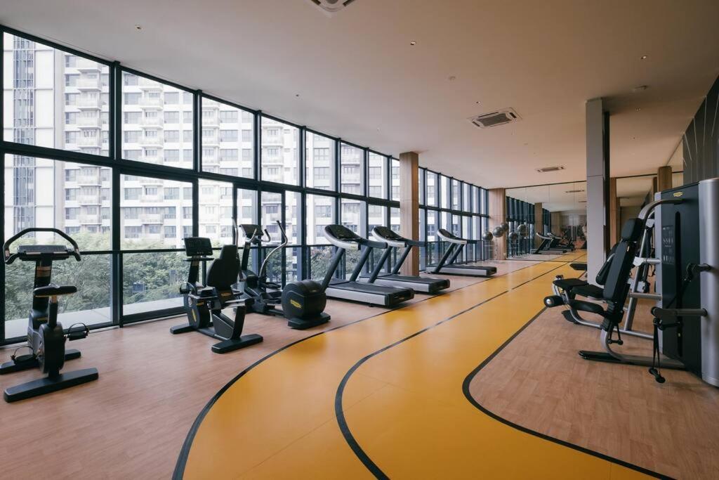 Apartment The Rest Nest Modern M Vertica 4br Infinity Pool *