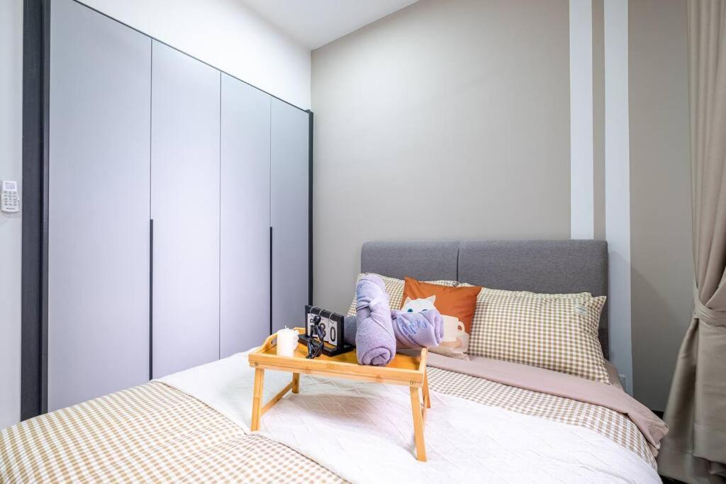 The Rest Nest Modern M Vertica 4br Infinity Pool Pangsapuri *